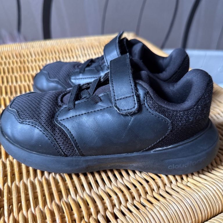 Adidas Kids Black Trainers UK Size 9.5