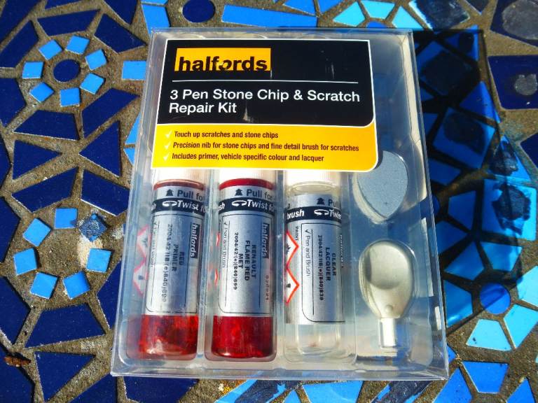 Halfords Renault touch up paint kit - flame red