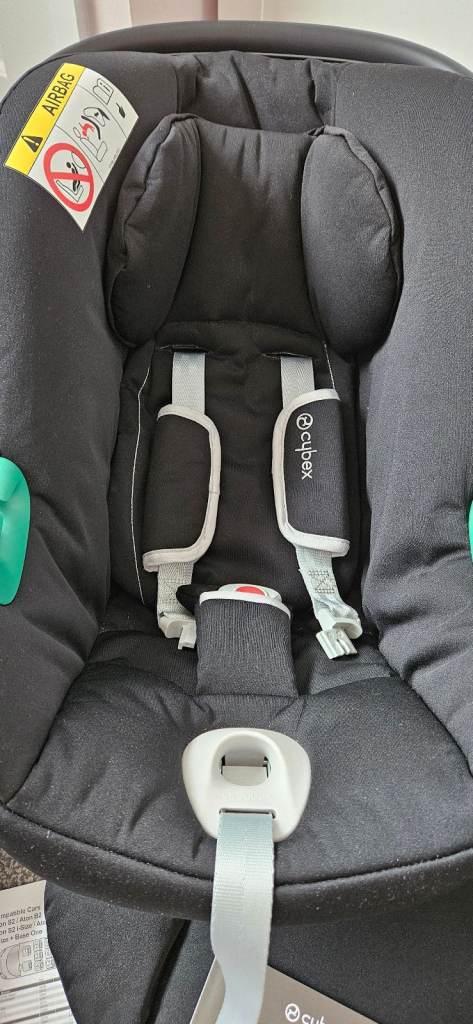 Cybex Aton B2 i-Size Infant Carrier Car Seat with Isofix Base
