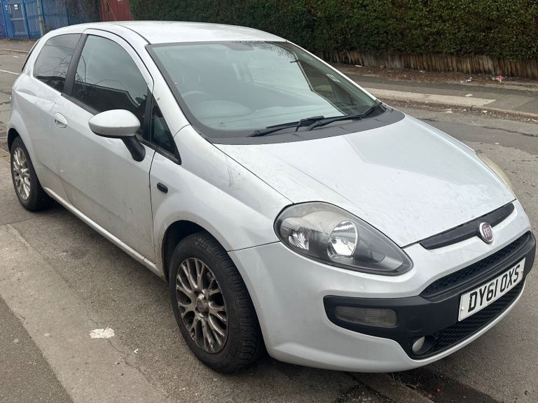 Fiat, PUNTO EVO, Hatchback, 2011, Manual, 1368 (cc), 3 doors