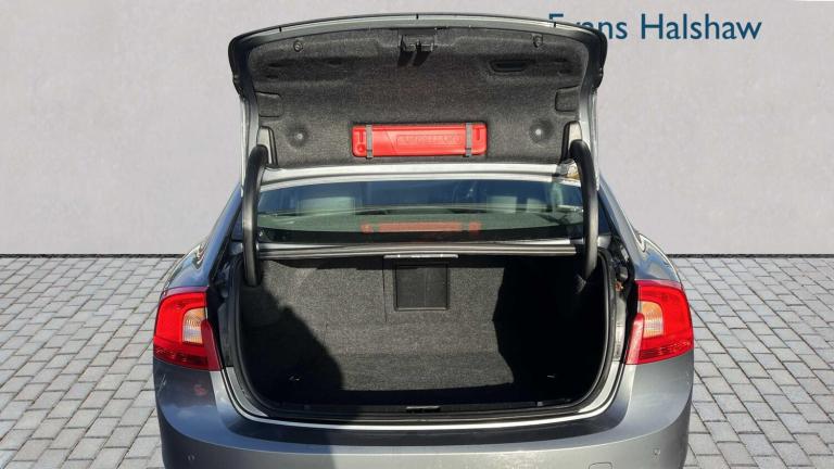  Volvo S60 D2 [120] SE Nav 4dr [Leather] Saloon Diesel Manual