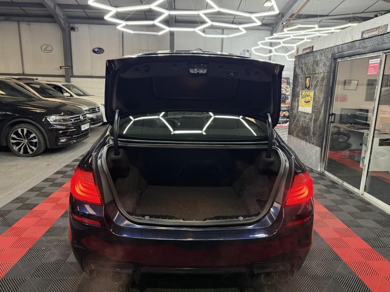 BMW M5 4.4 M5 Saloon 2011