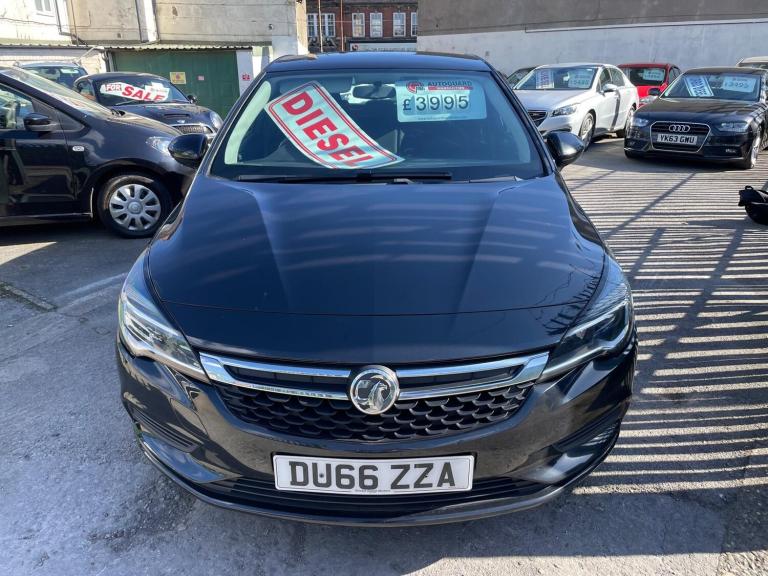 2016 Vauxhall Astra 1.6 CDTi 16V Tech Line 5dr HATCHBACK Diesel Manual