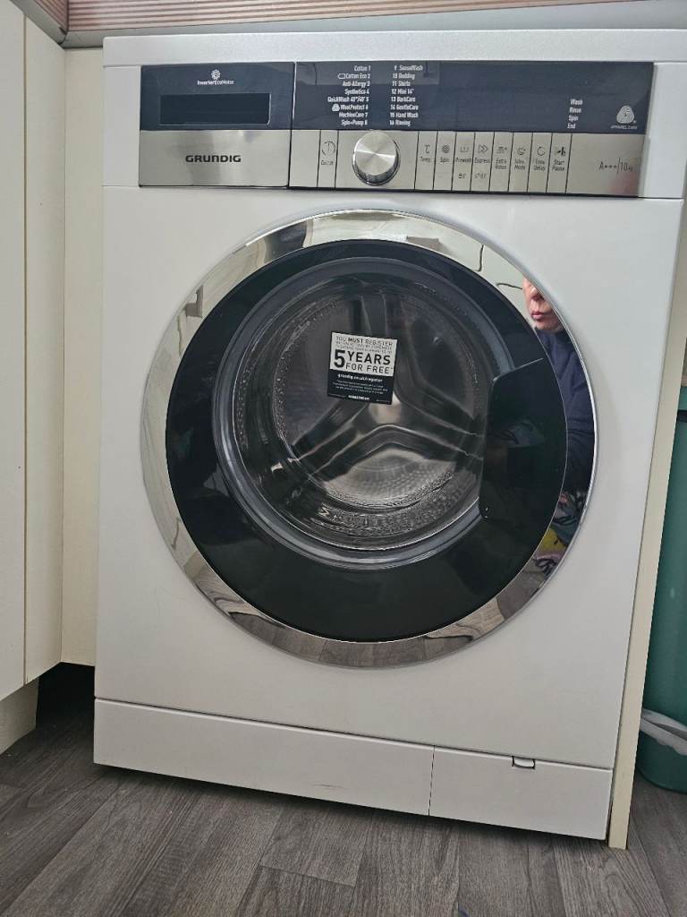 Grundig 10kg Eco Inverter Washing Machine