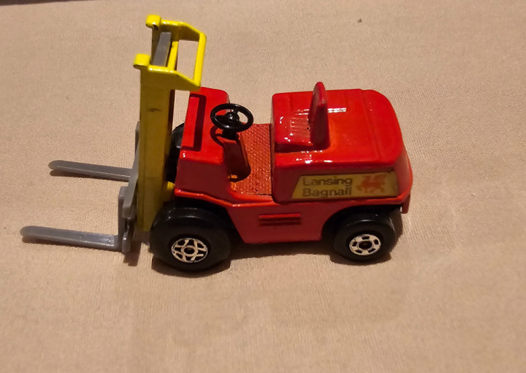 Matchbox forklift boxed 1972