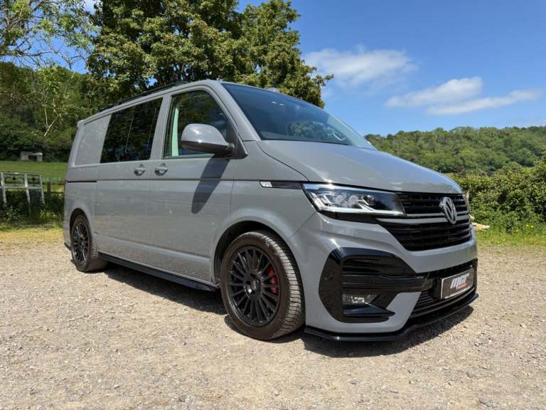 VW Transporter T32 Kombi 204 DSG Highline, Huge Spec, Genuine Leighton Van Model