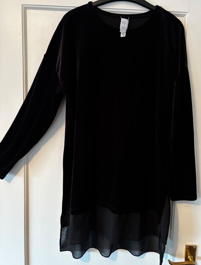 Julien Macdonald Black Velvet Long Sleeve Top - UK M