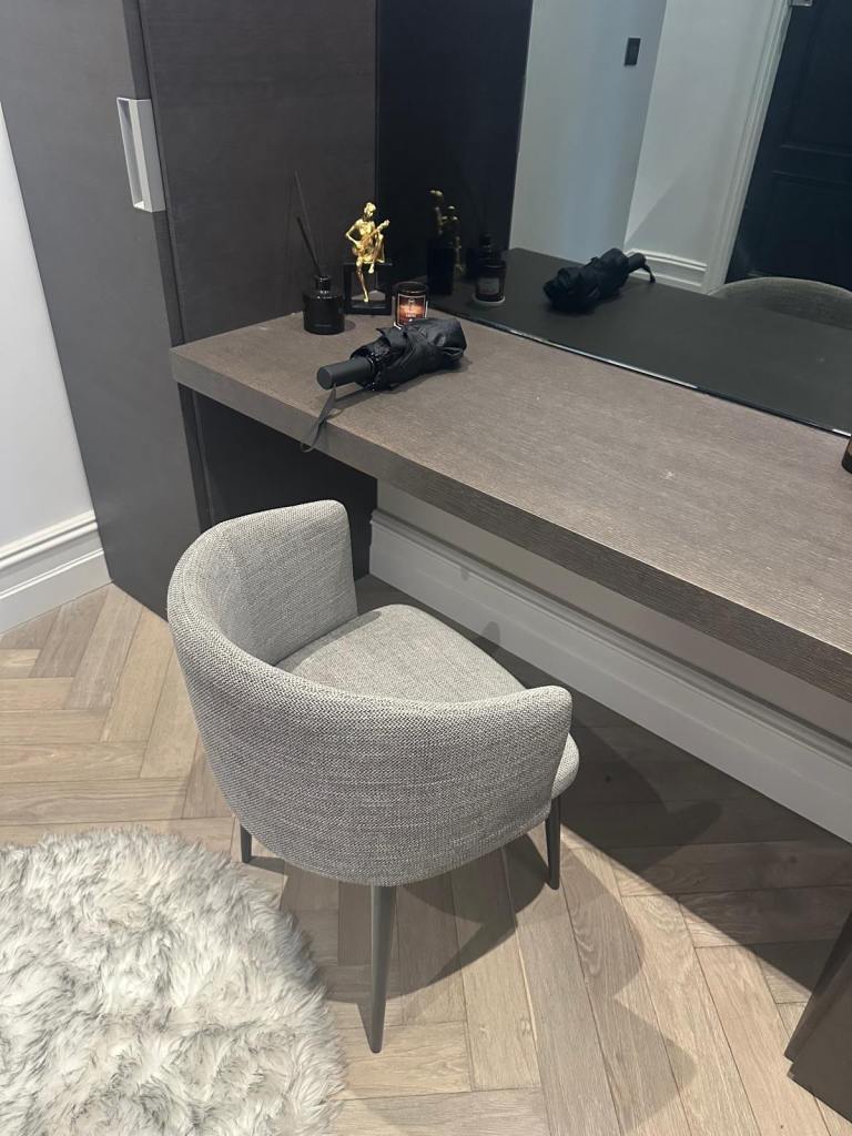 Camerich vanity chair 