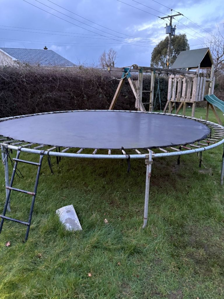 trampoline 