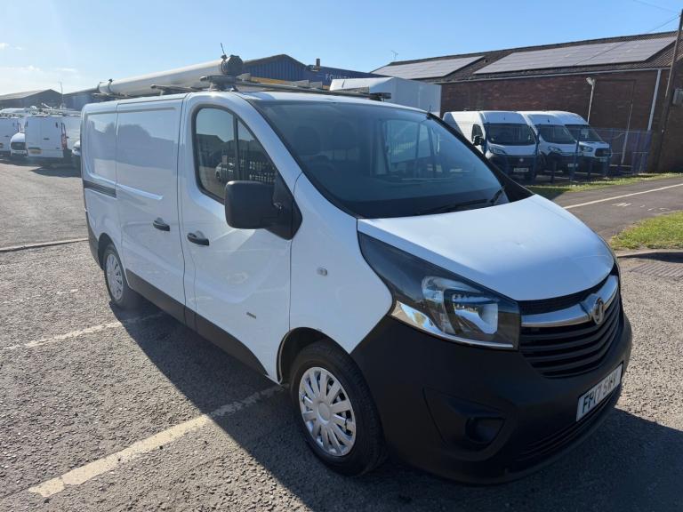 2017 Vauxhall Vivaro Ex Bt openreach 81k history euro 6 trafic nv300 finance available  PANEL VAN...