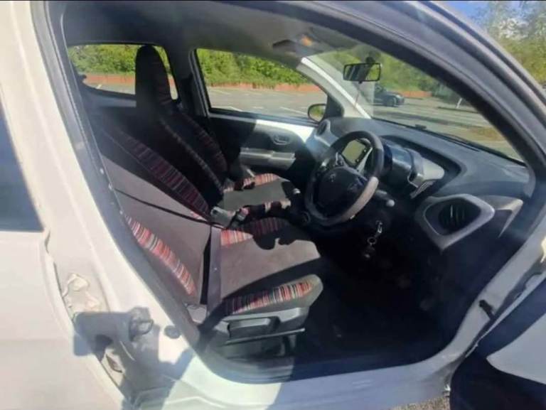 Citroen, C1, Hatchback, 2016, Manual, 1199 (cc), 5 doors