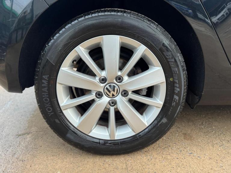 2011 Volkswagen Golf 1.6 TDi 105 BlueMotion Tech Match 5dr HATCHBACK DIESEL Manual