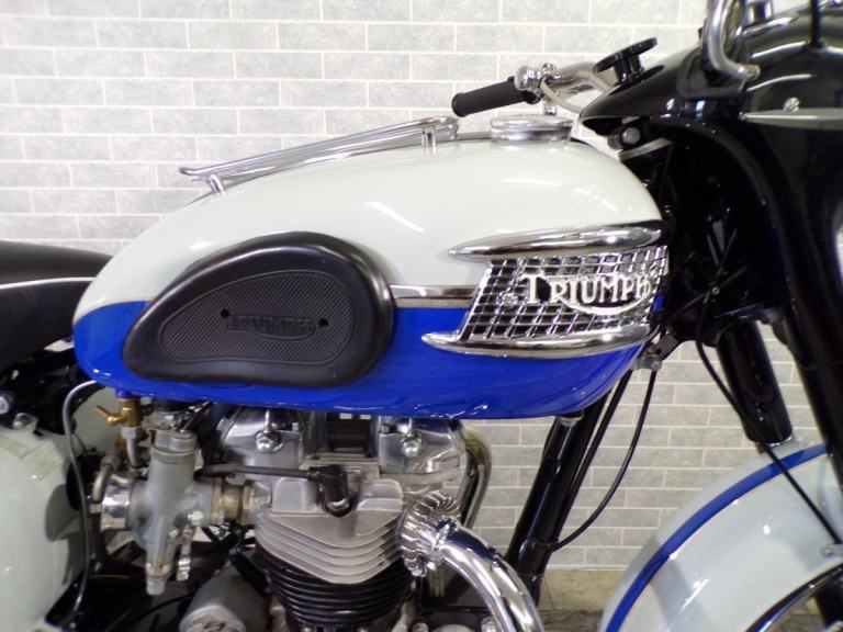 1959 TRIUMPH T120 BONNEVILLE Royal Blue Pearl Grey Fully Restored Rare Exclus...