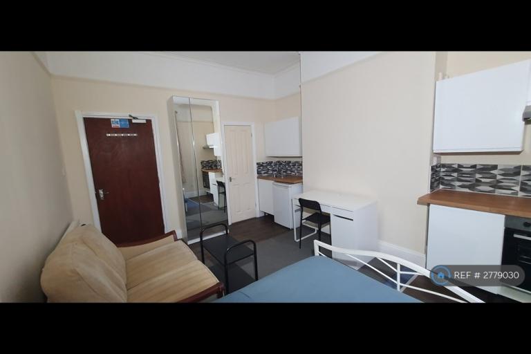 Studio flat in Hartington St, Derby, DE23 (#2779030)