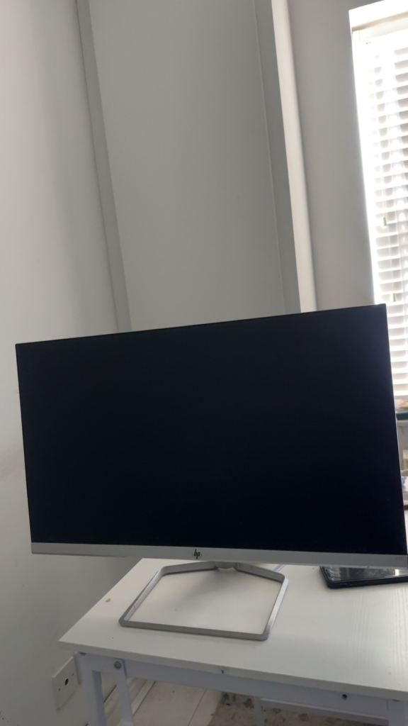 HP 27” Full HD IPS Monitor