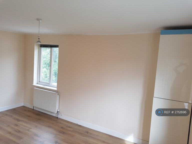 3 bedroom house in Poulter Street, Langwith, Mansfield, NG20 (3 bed) (#2712696)