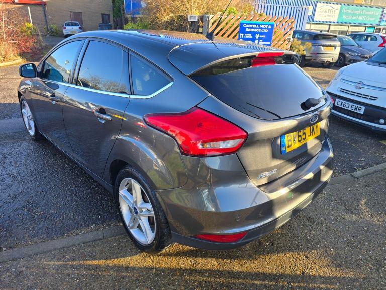 2016 Ford Focus 1.0 EcoBoost 125 Titanium 5dr HATCHBACK PETROL Manual