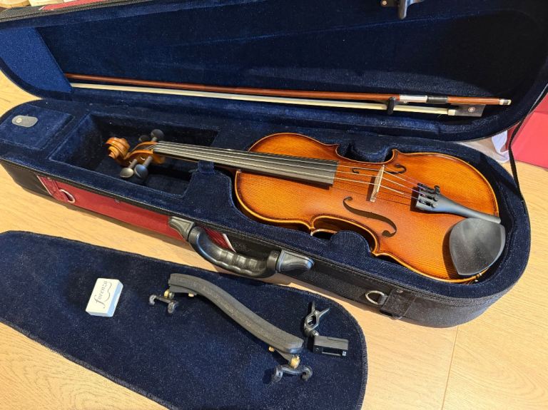 Forenza Prima 2 Violin with Case, Bow, and Accessories – Great Condition