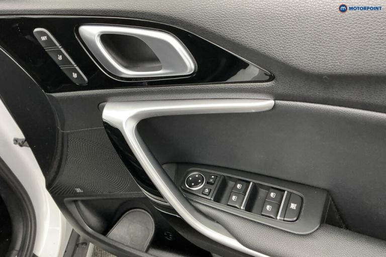 2022 Kia XCeed 1.5T GDi ISG 4 5dr HATCHBACK PETROL Manual