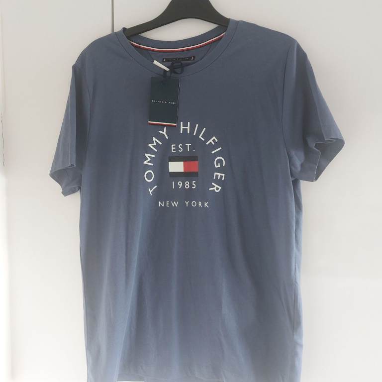 Tommy Hilfiger Men's T-Shirt - Blue, New with Tags