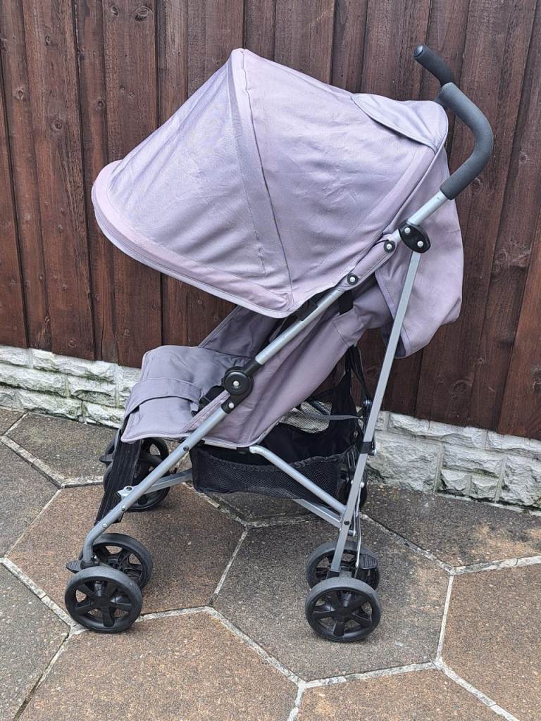 Child push chair 