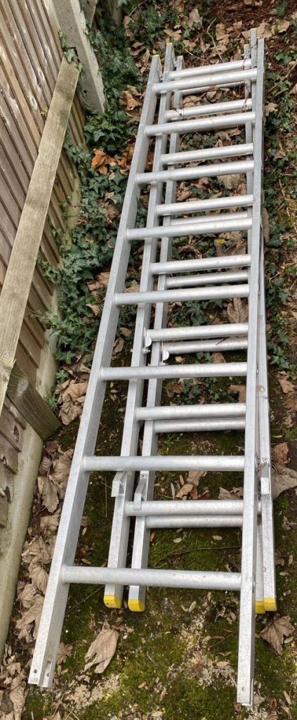 LYTE Triple 8 tread Extension Ladder