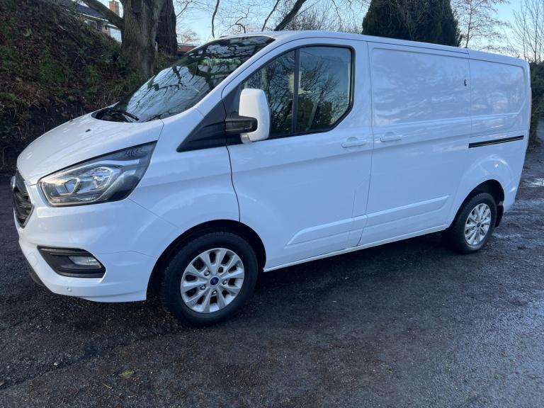 FORD TRANSIT CUSTOM LIMITED 130ps, L1, WHITE, SWB, SECURITY LOCKS. EURO 6.