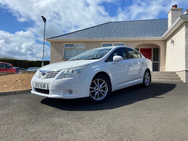 2011 Toyota, AVENSIS, 1.8 VVTI petrol 4 door Saloon, 6 speed manual 