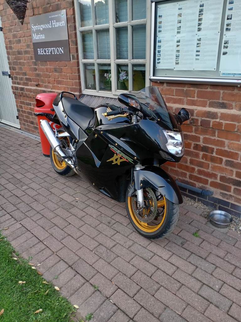 1997 Honda super blackbird cbr 1100 xx