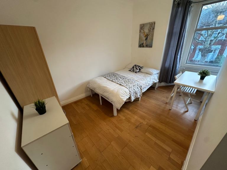 💫Spacious Double Room – East Finchley N2 | Easy Access to Central London!!!✨