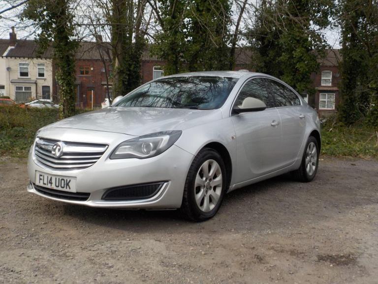 2014 Vauxhall Insignia 2.0 CDTi Tech Line Auto Euro 5 5dr HATCHBACK Diesel Automatic