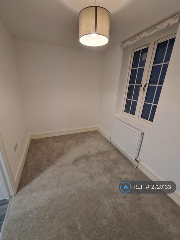 2 bedroom flat in Alnus Apartments, South Croydon, CR2 (2 bed) (#2720133)