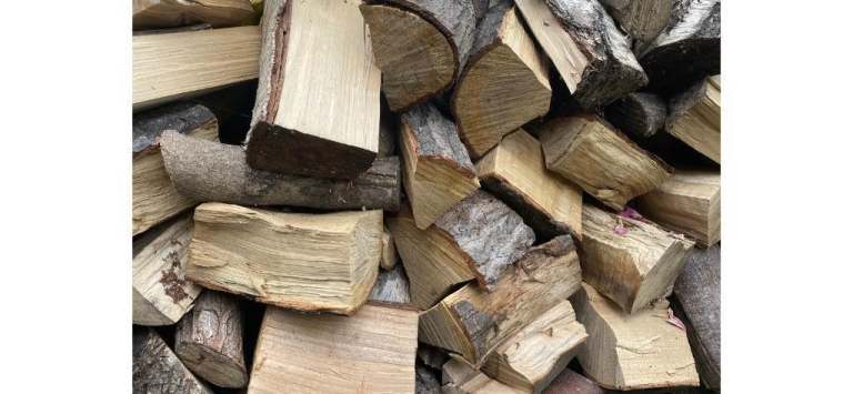 Seasoned logs for sale 15-20kg bags