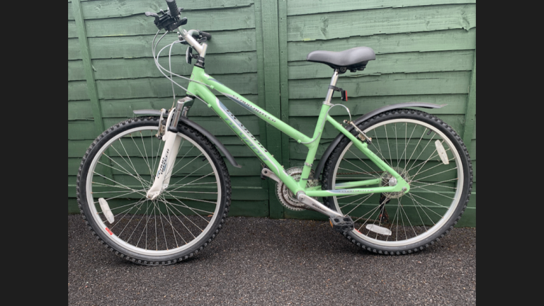 Claud Butler Nevada Bicycle 18 Gears