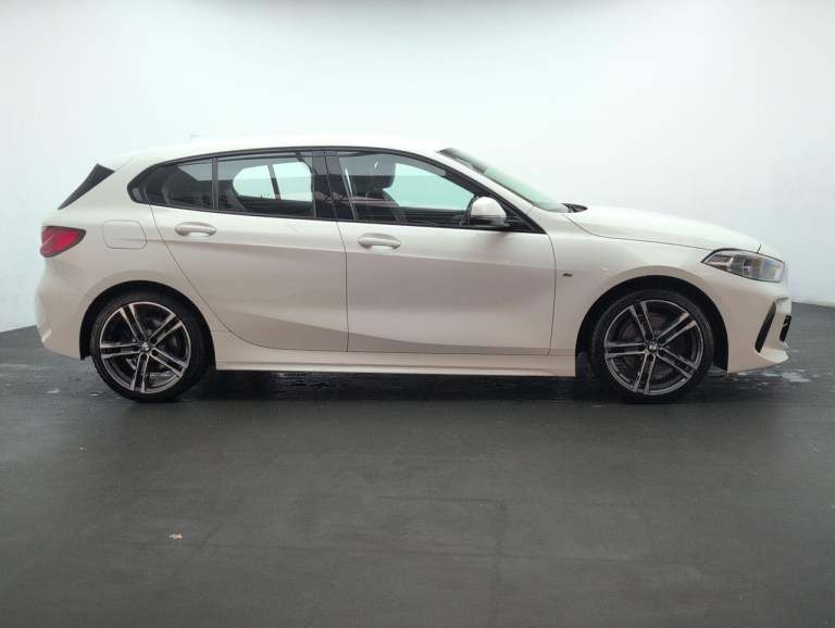 2022 BMW 1 Series 1.5 118i M Sport (LCP) Hatchback 5dr Petrol Manual Euro 6 (s/s) (136 ps) -  HAT...