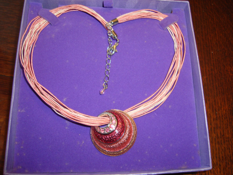 Lovely Shades of Pink; necklace.