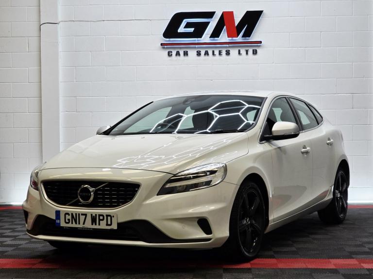VOLVO V40 2.0 R-Design D4 2017
