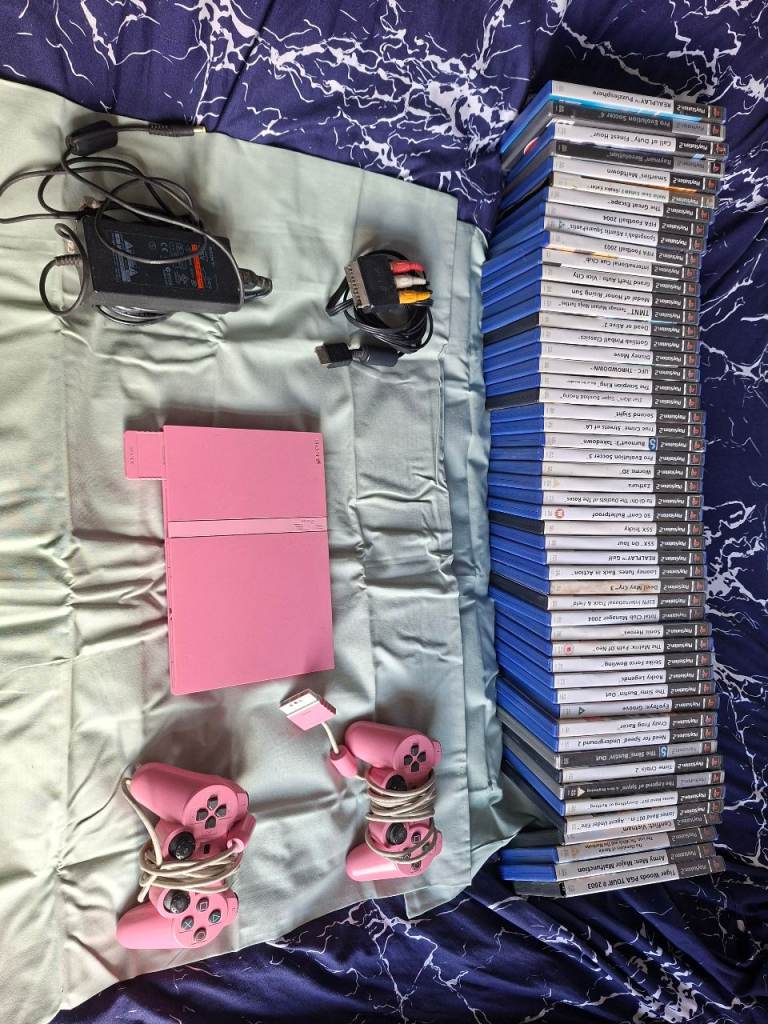 Pink PS2 Slim console in good working order
