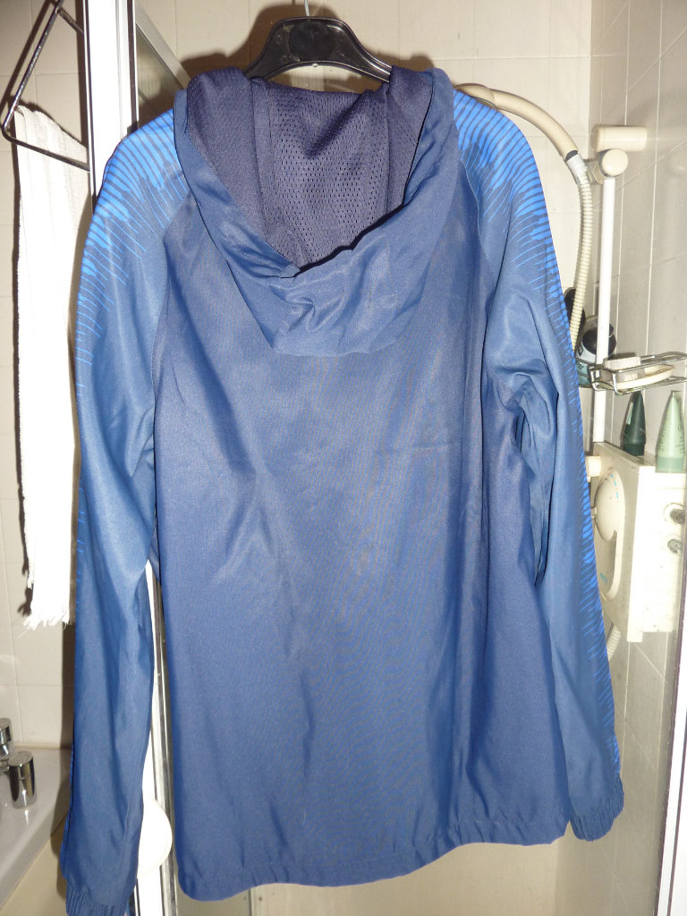 Youths hooded jacket (new)