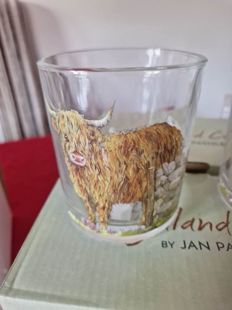 Jan Pashley highland cow glass set bnib
