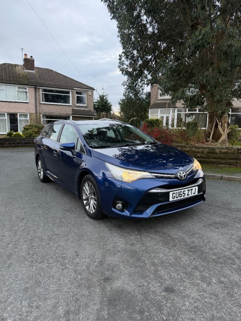 Toyota, AVENSIS, Estate, 2015, Manual, 1598 (cc), 5 doors