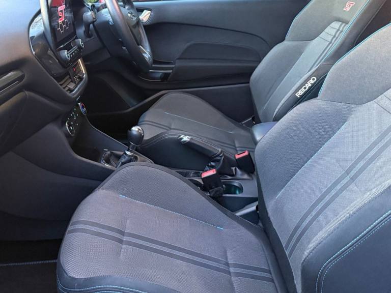 2020 70 FORD FIESTA 1.5T ECOBOOST ST-2 HATCHBACK 3DR PETROL MANUAL EURO 6 (S/S) 