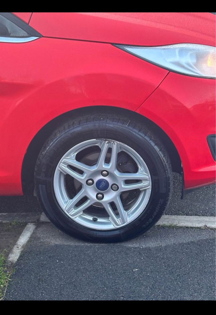 Ford, FIESTA, Hatchback, 2013, Semi-Auto, 1597 (cc), 5 doors