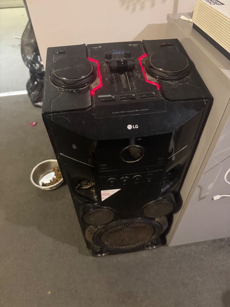 LG XBOOM Speaker System - Black, Good Condition