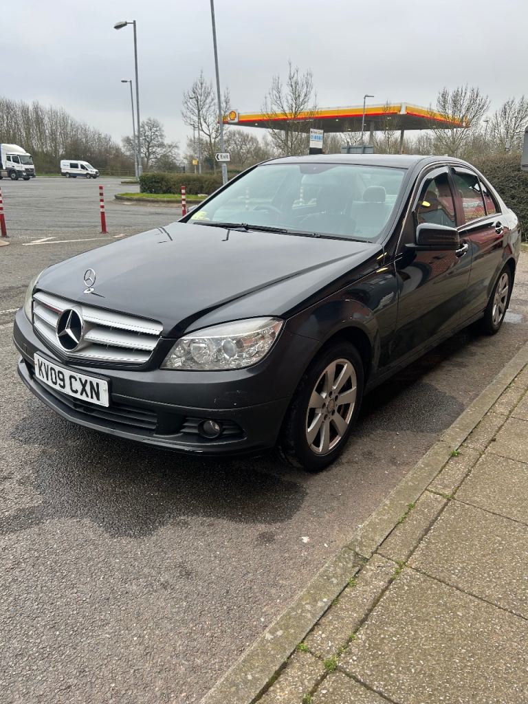 Merc c220d 2.2 cdi auto 