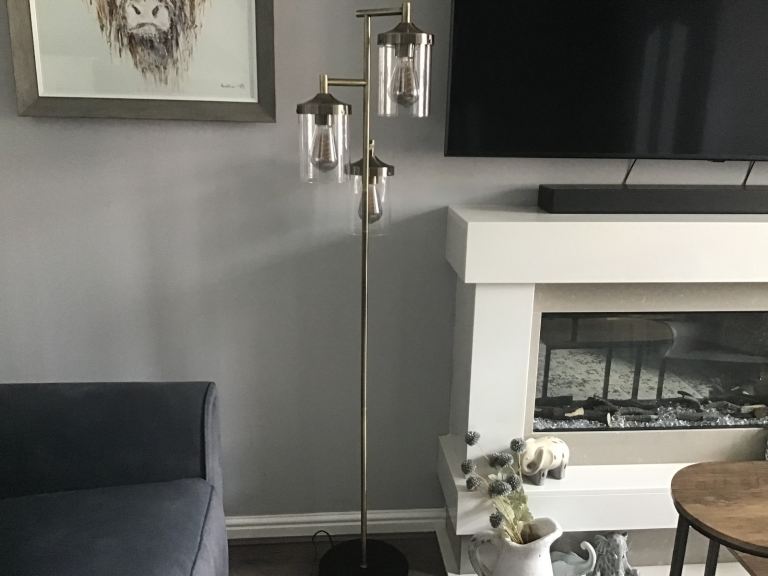 Floor lamp