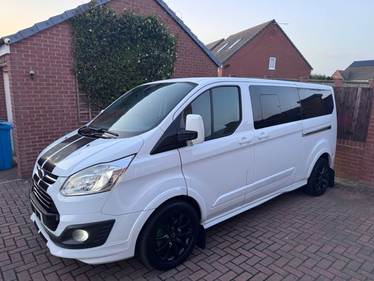Ford, TOURNEO CUSTOM, MPV, 2017, Manual, 1996 (cc), 5 doors