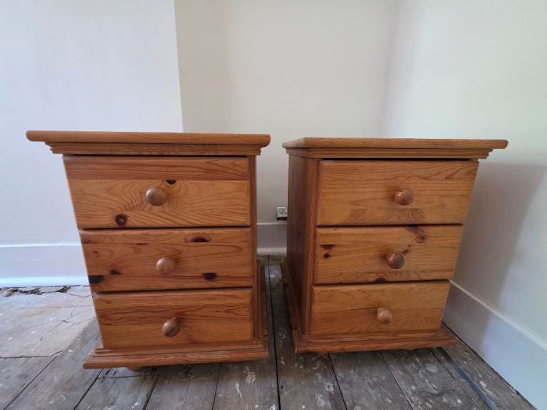 Pair of Wooden Bedside Tables with Drawers – Good Condition