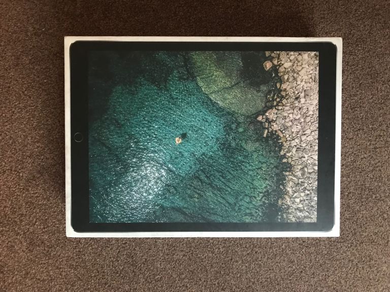 APPLE IPAD 12.9" 2ND GEN