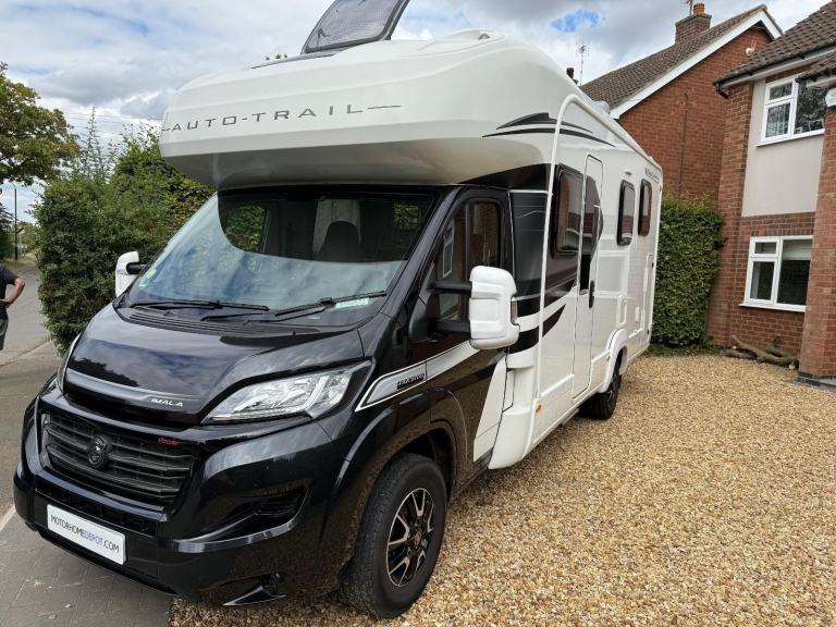 Auto-Trail Imala 730HB, Island Bed, Solar Panel, BBQ point, TV, Alarm, Tracker